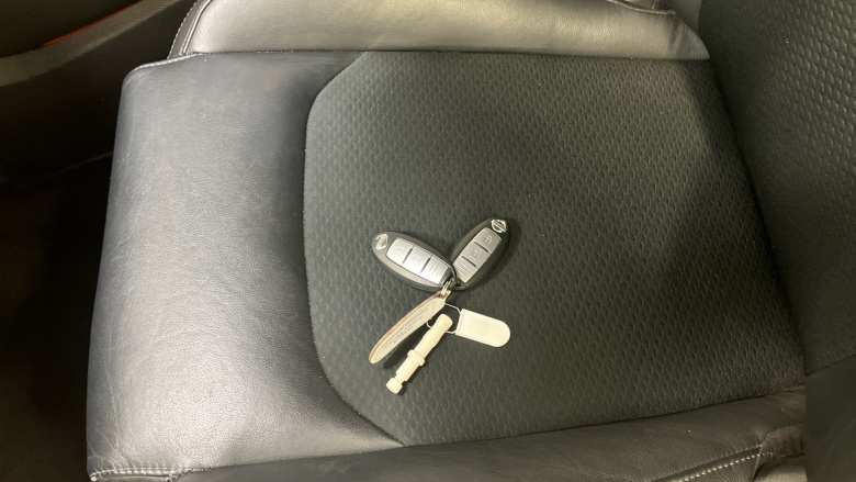 Nissan Qashqai 1.3 DiG-T Tekna 5dr Petrol Hatchback